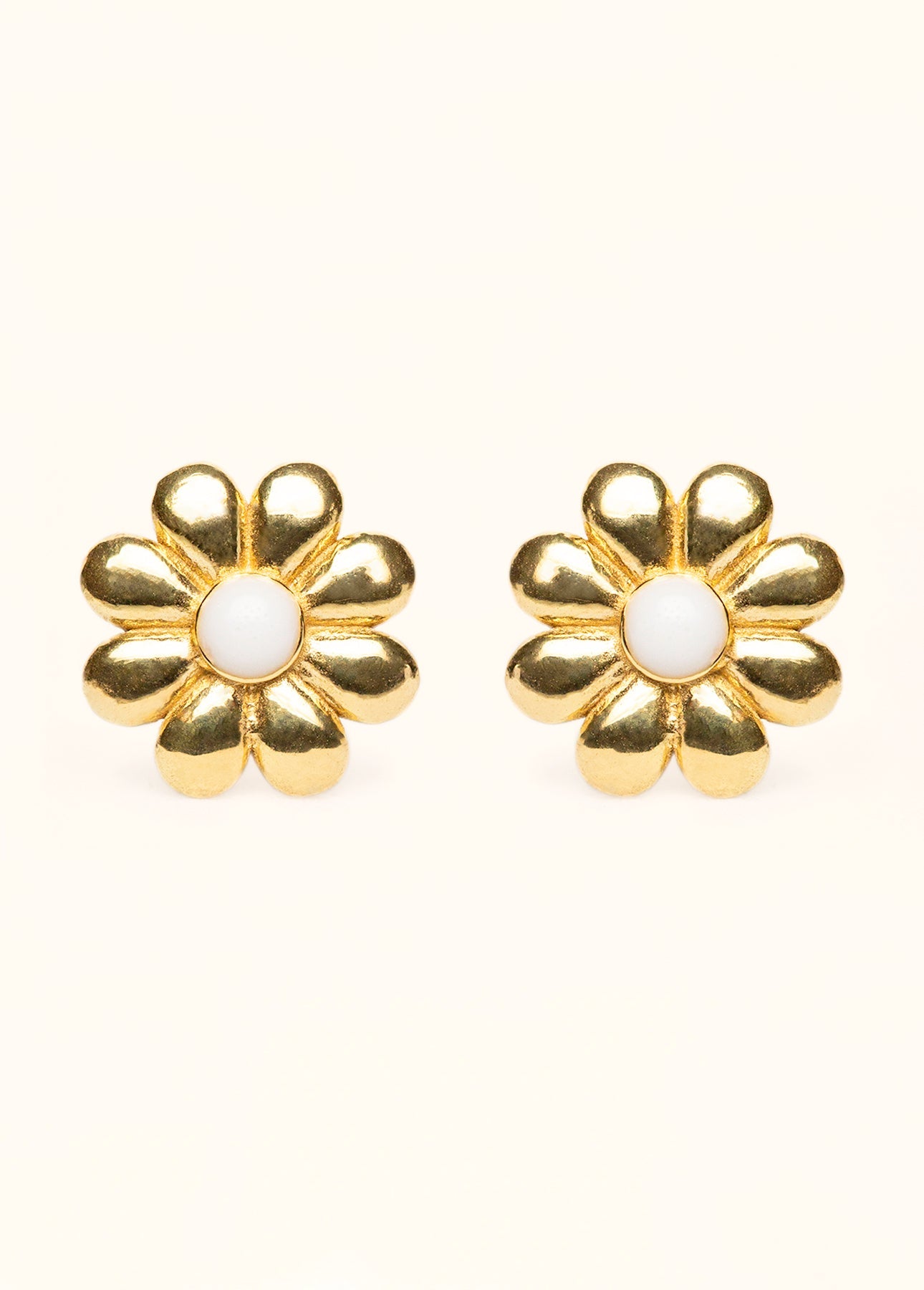 Daisy Breastmilk Earrings - Mamma's Liquid Love