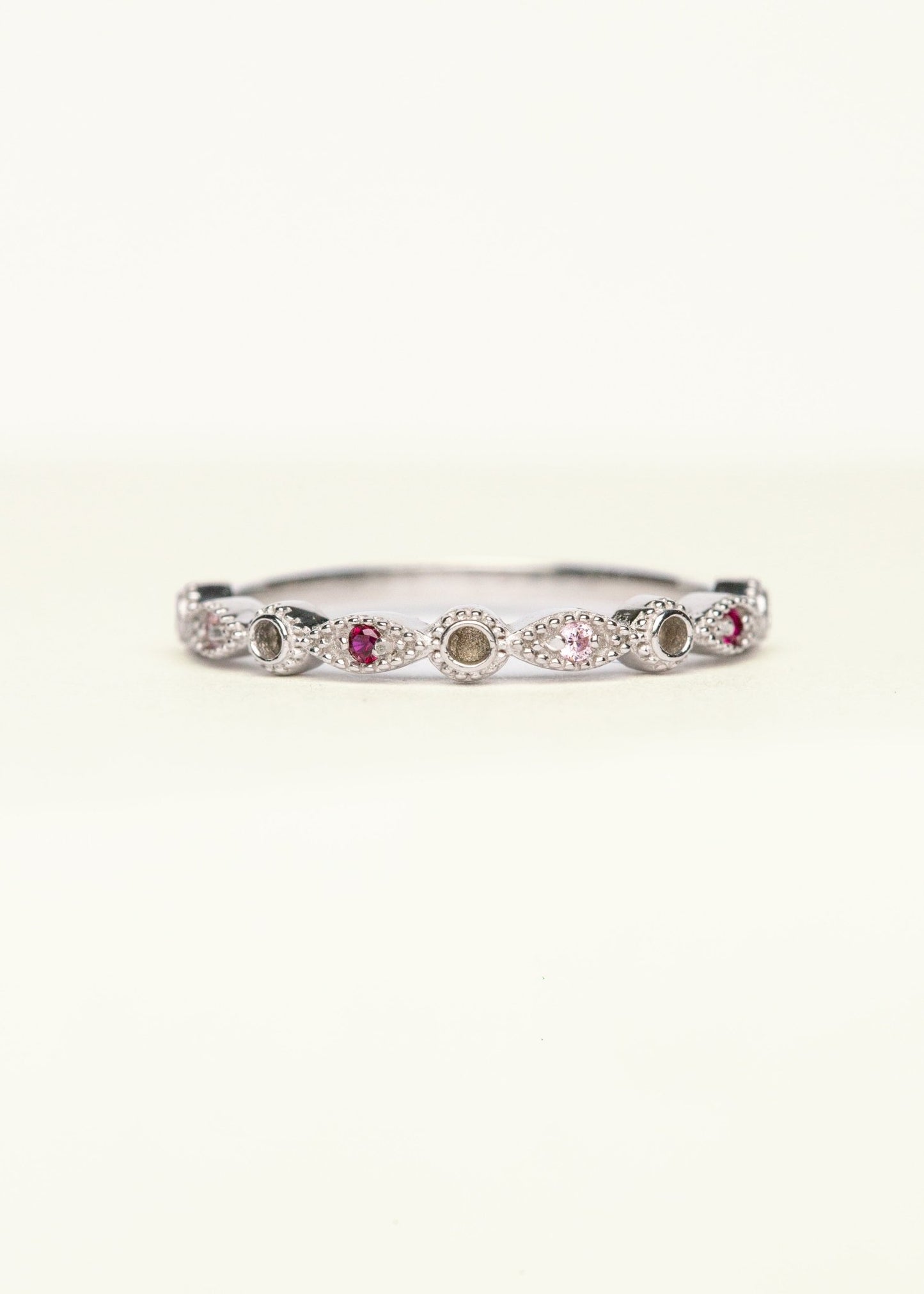 Queen Stacker Ring OSVE - Mamma's Liquid Love