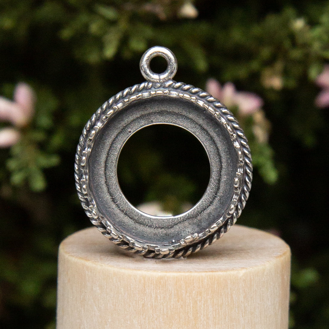 Braided Full Moon OS