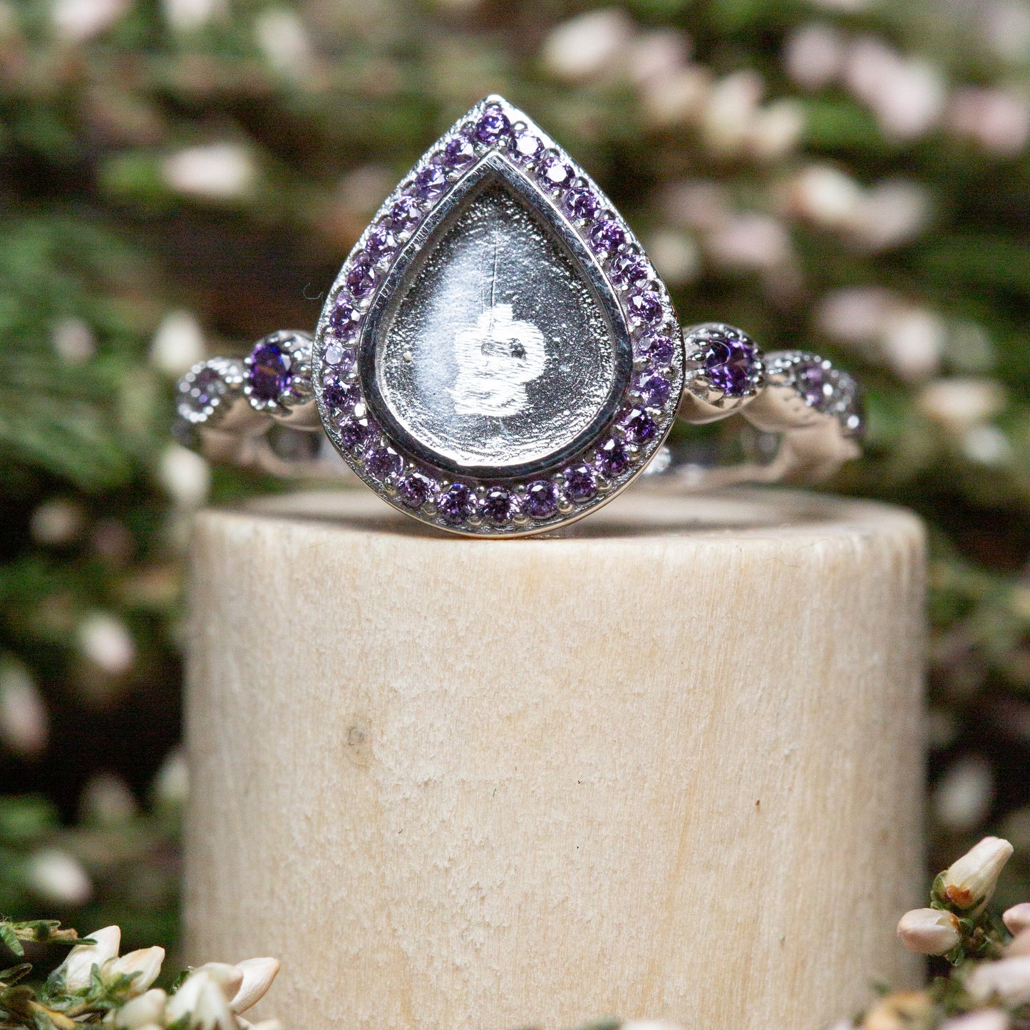 Love Drop with Ornate Band OS