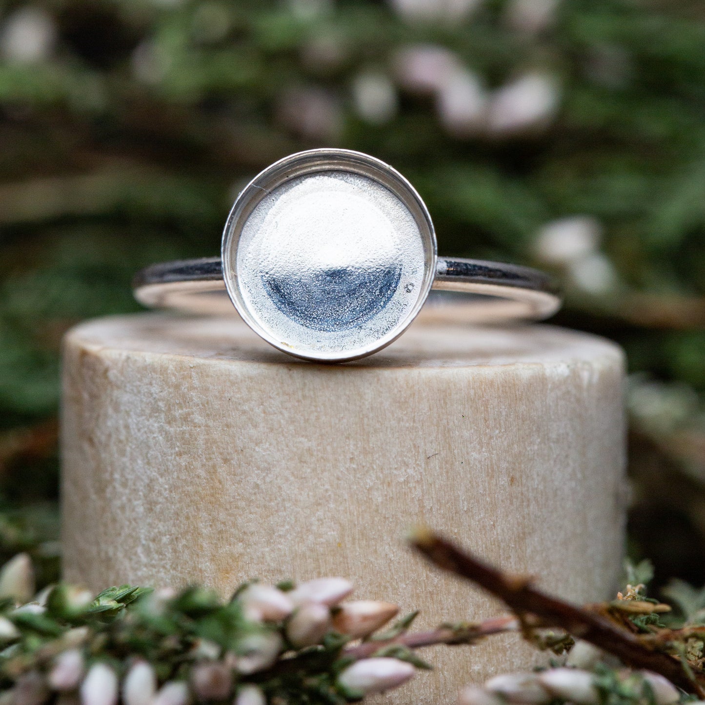 Full Moon Ring OS
