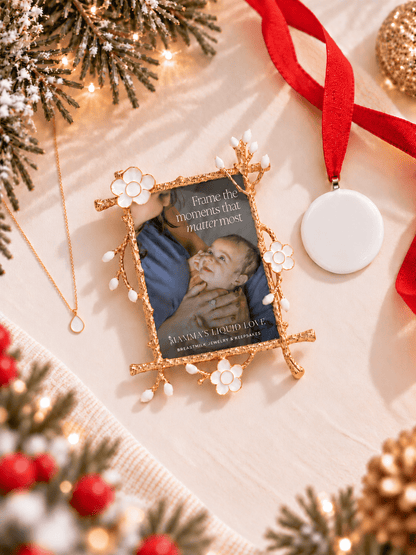 Petite Round Charm + Keepsake Frame + Ornament_Breastmilk_Jewelry_Keepsakes- Mamma's Liquid Love