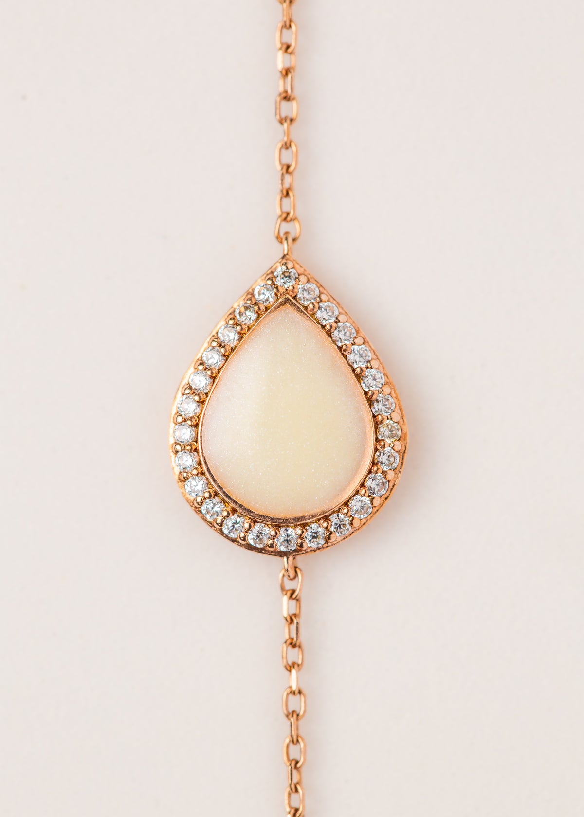 Love Drop Bracelet PI