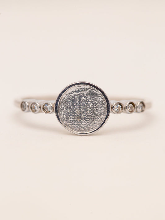 Crowned Beauty Ring PI_Breastmilk_Jewelry_Keepsakes- Mamma's Liquid Love