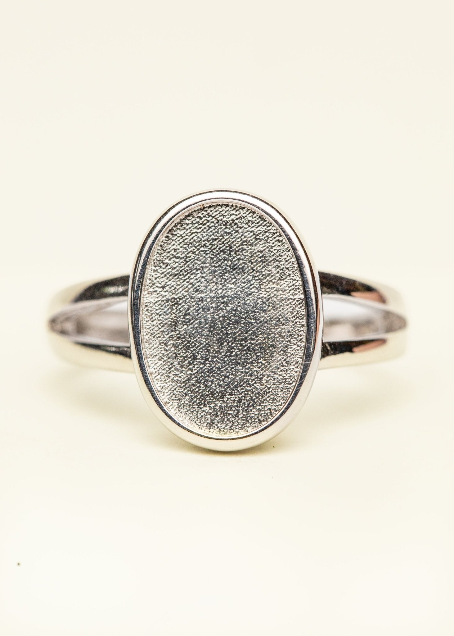 Double Stranded Oval Ring OS - Mamma's Liquid Love