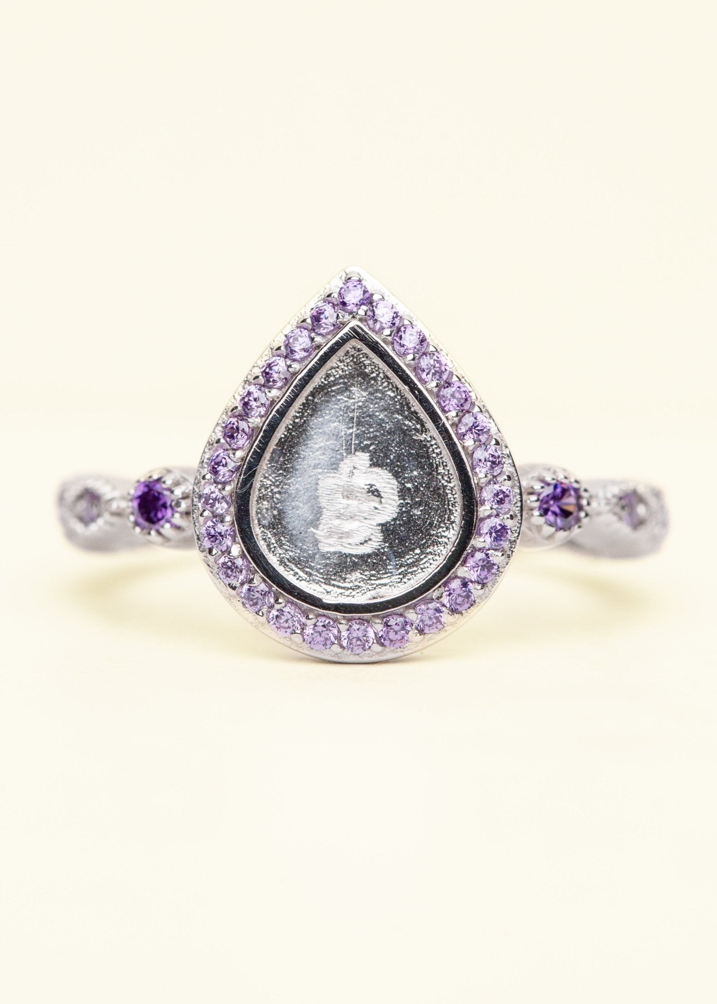 Love Drop with Ornate Band OS - Mamma's Liquid Love