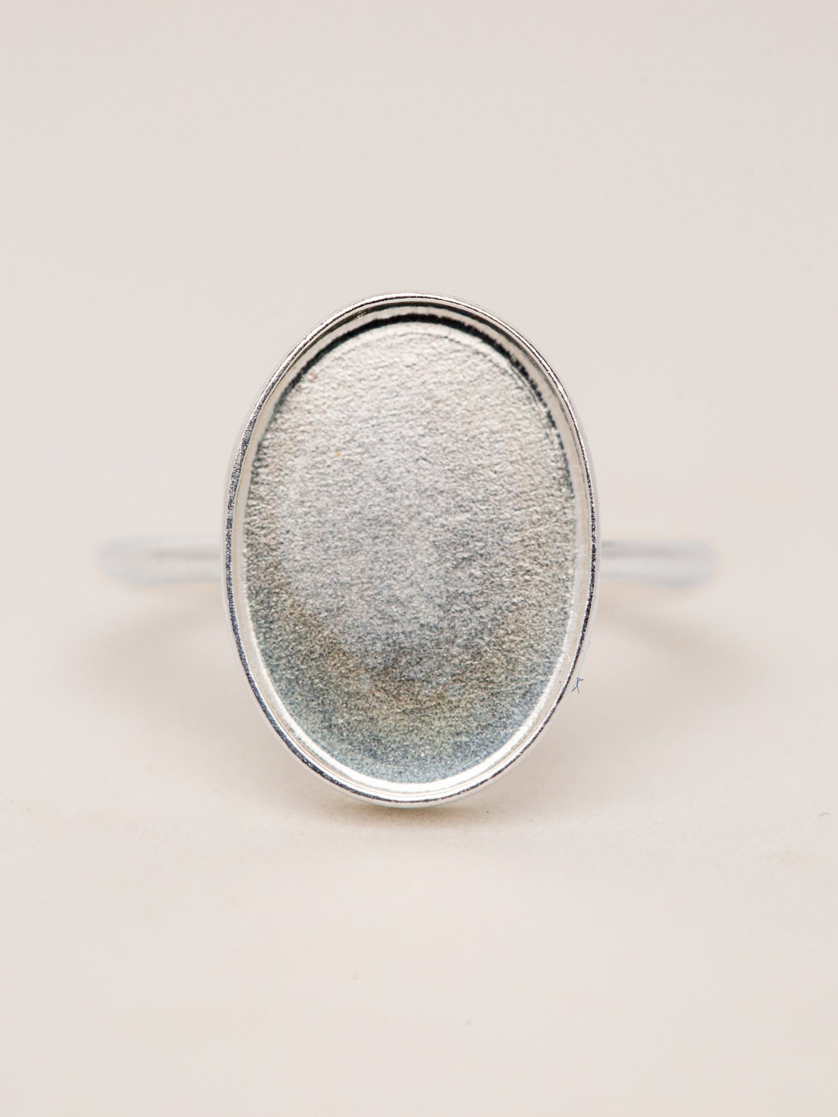 Oval Timeless Ring MTM_Breastmilk_Jewelry_Keepsakes- Mamma's Liquid Love