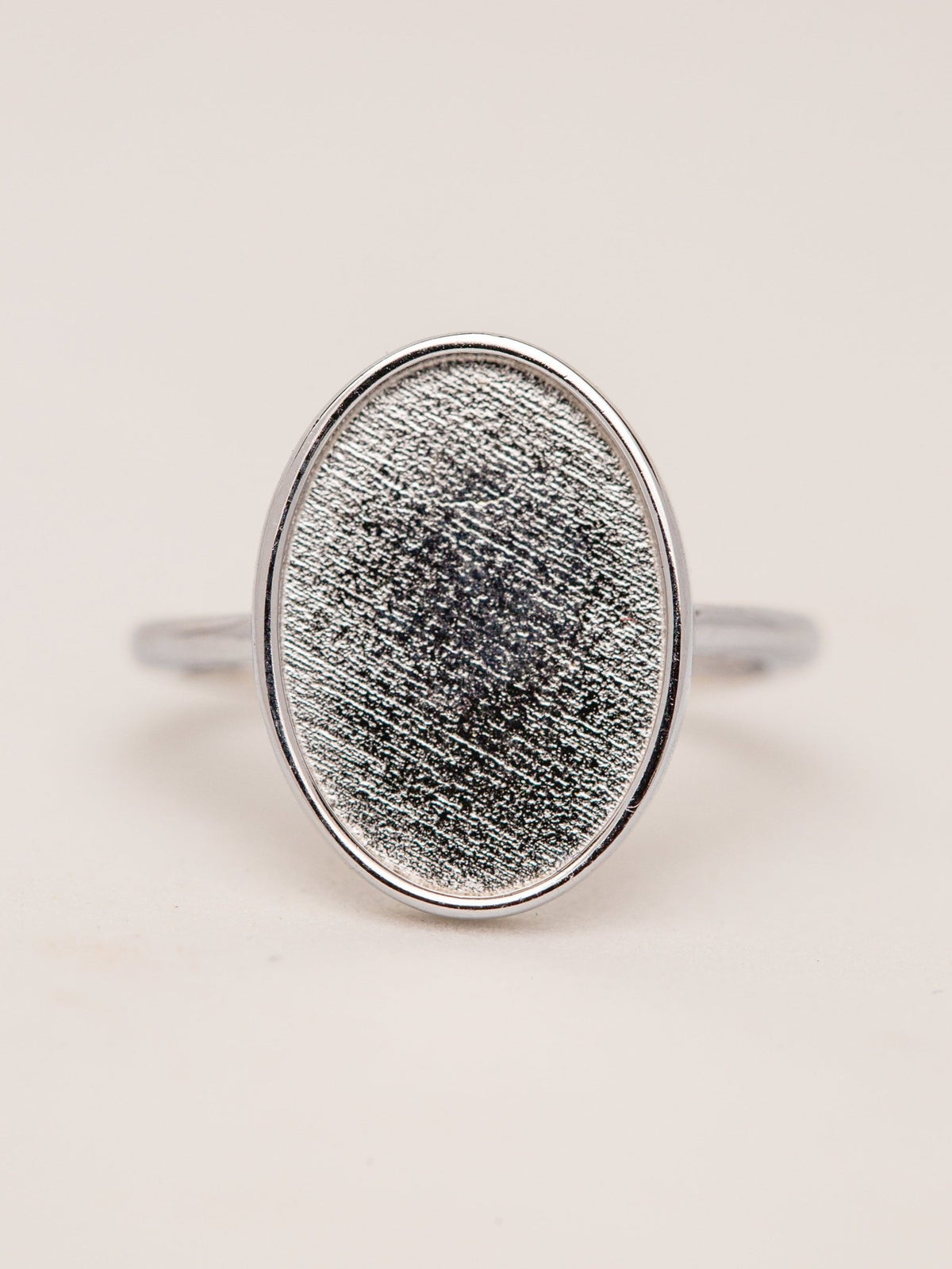 Oval Timeless Ring MTM_Breastmilk_Jewelry_Keepsakes- Mamma's Liquid Love