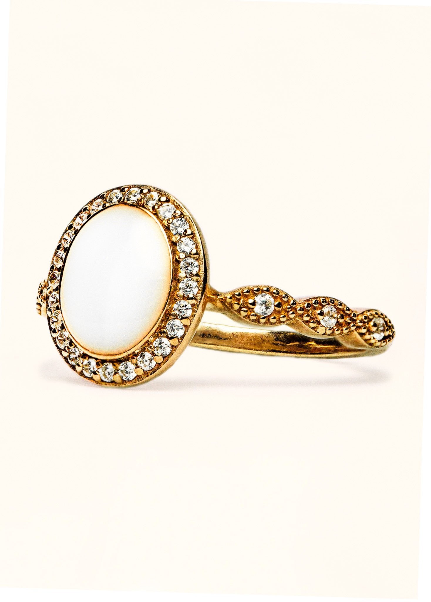 Serenity Breastmilk Ring with Ornate Band - Mamma's Liquid Love