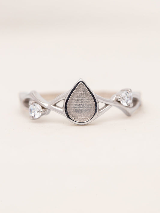 Thorns of Love Ring MTM_Breastmilk_Jewelry_Keepsakes- Mamma's Liquid Love