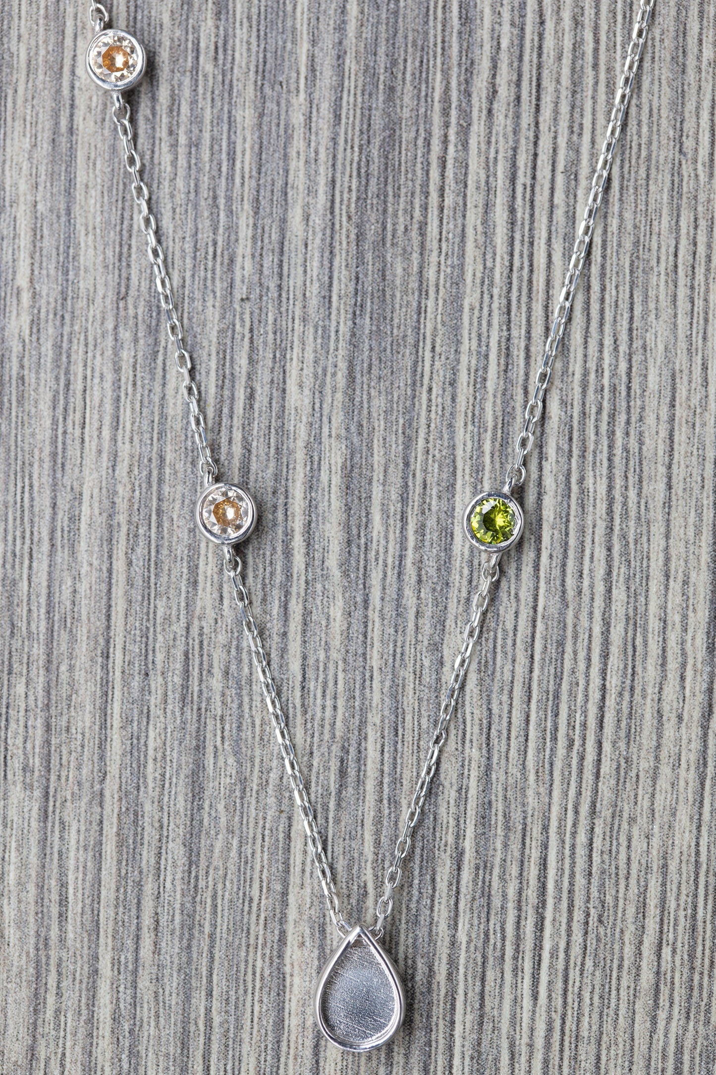 Family Necklace OSVE