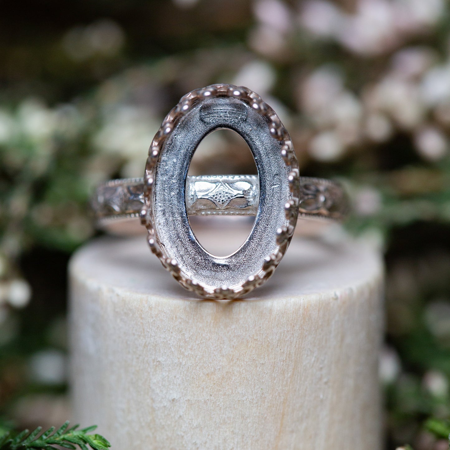 Floral Elegance Ring OS