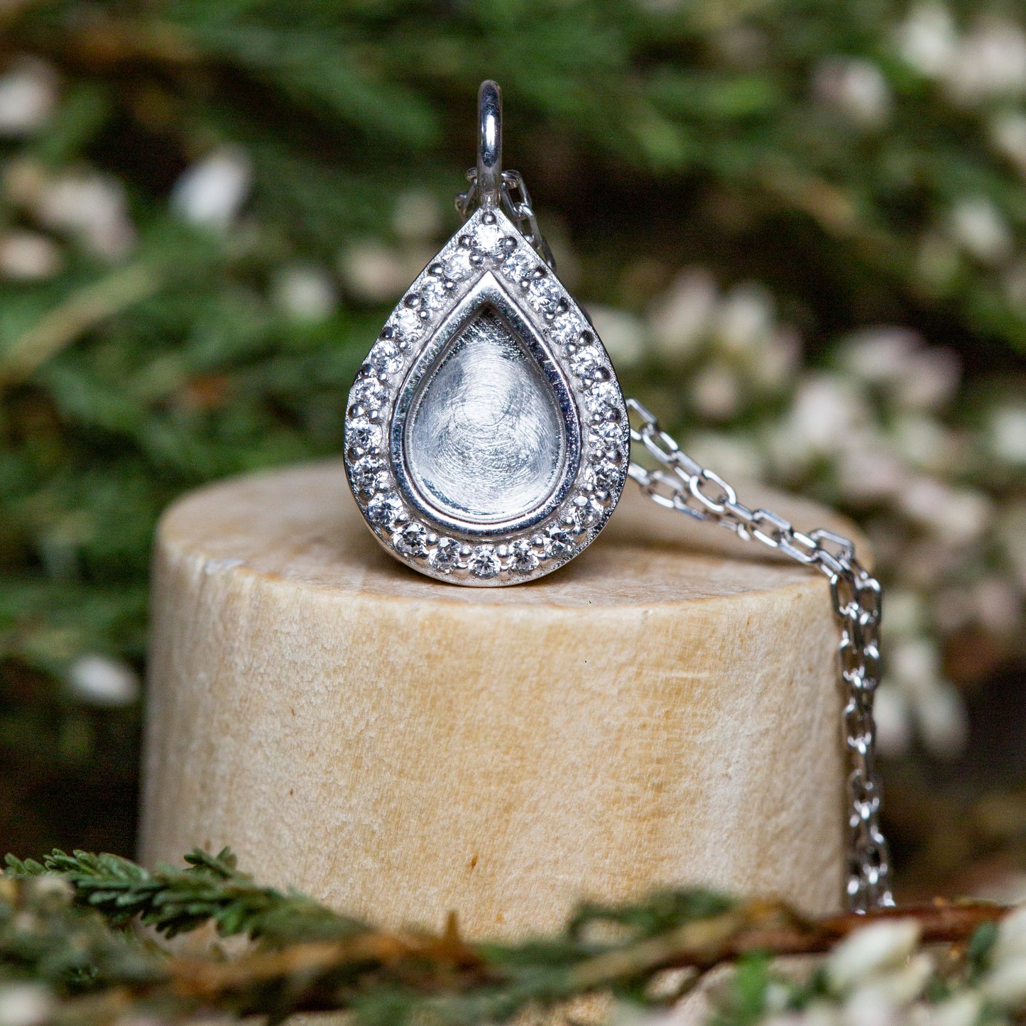 Love Drop Pendant OS