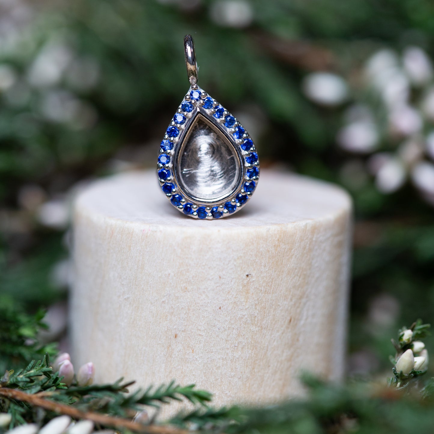 Love Drop Pendant OS